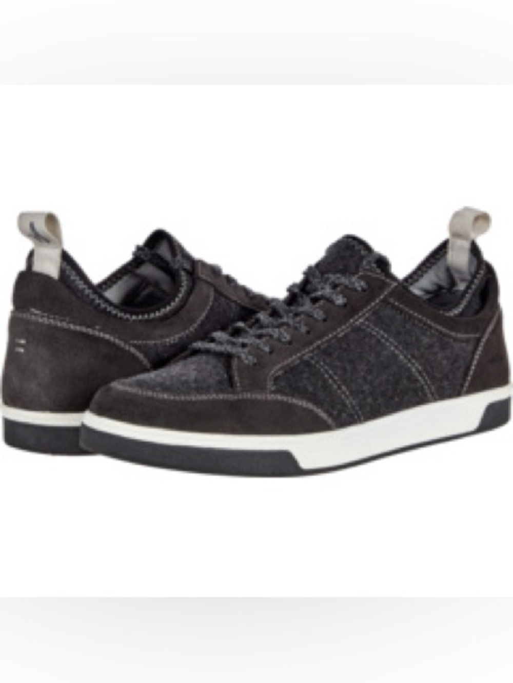 Johnnie-O Sneakers